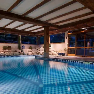 les-grands-montets.hotels-rhonealpes.com/